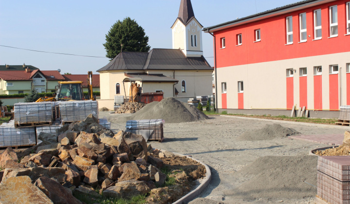 11. fotografia fotogalérie Úprava verejného priestranstva v obci Malá Domaša