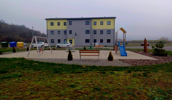 4. fotografia fotogalérie Detské ihrisko-Novostavba